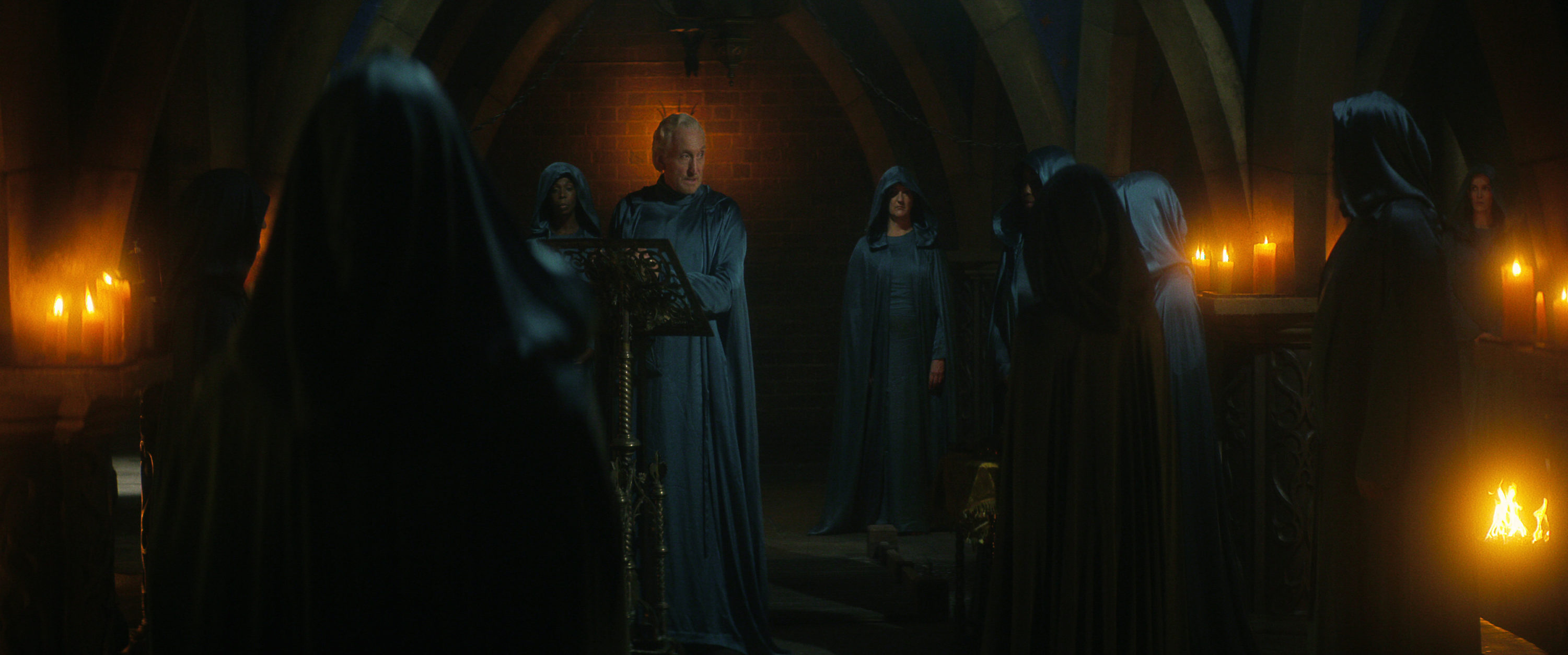 The Sandman. Charles Dance as Roderick Burgess in episode 101 of The Sandman. Cr. Courtesy Of Netflix © 2022