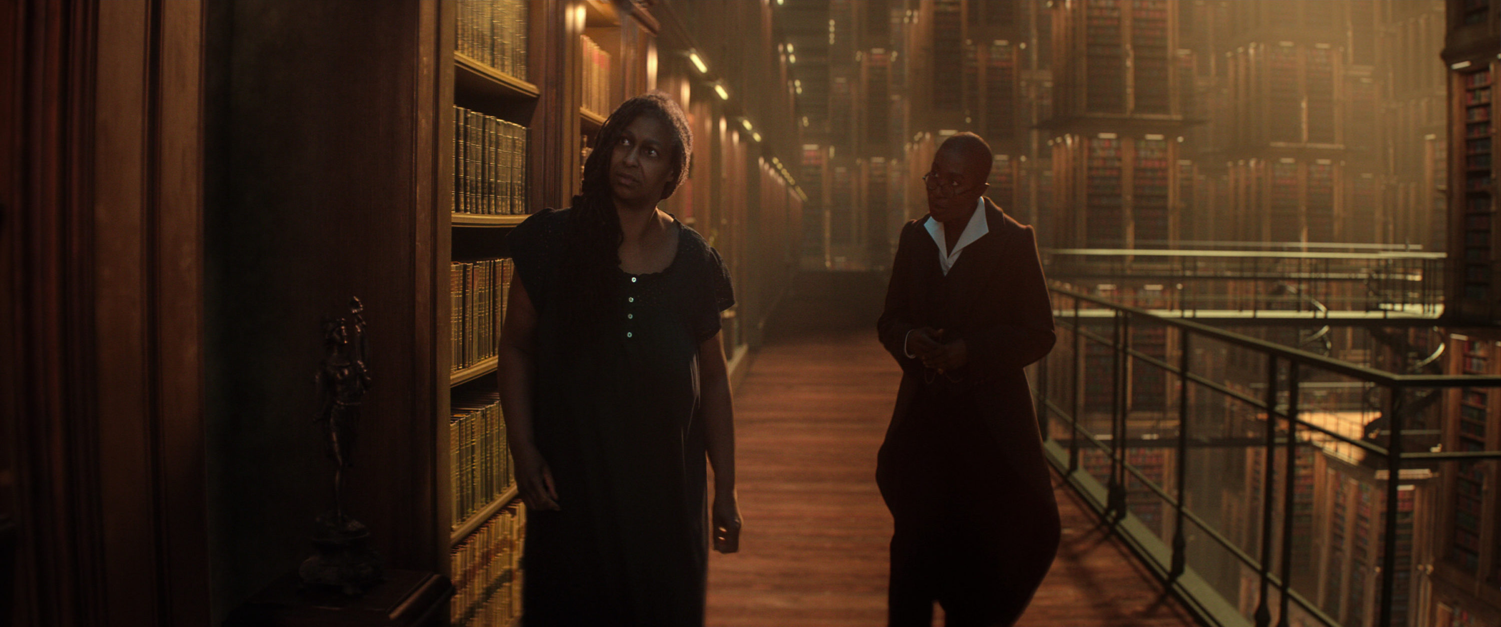 The Sandman. (L to R) Sandra James-Young as Unity Kincaid, Vivienne Acheampong as Lucienne in episode 110 of The Sandman. Cr. Courtesy Of Netflix © 2022