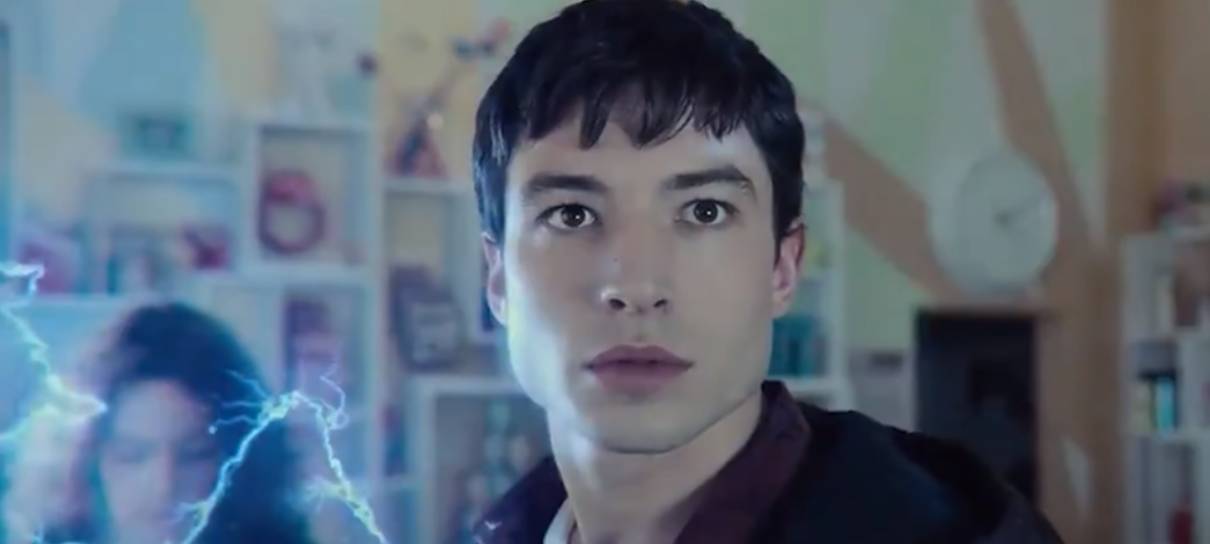 Ezra Miller deleta perfil do Instagram após postar memes sobre medida protetiva
