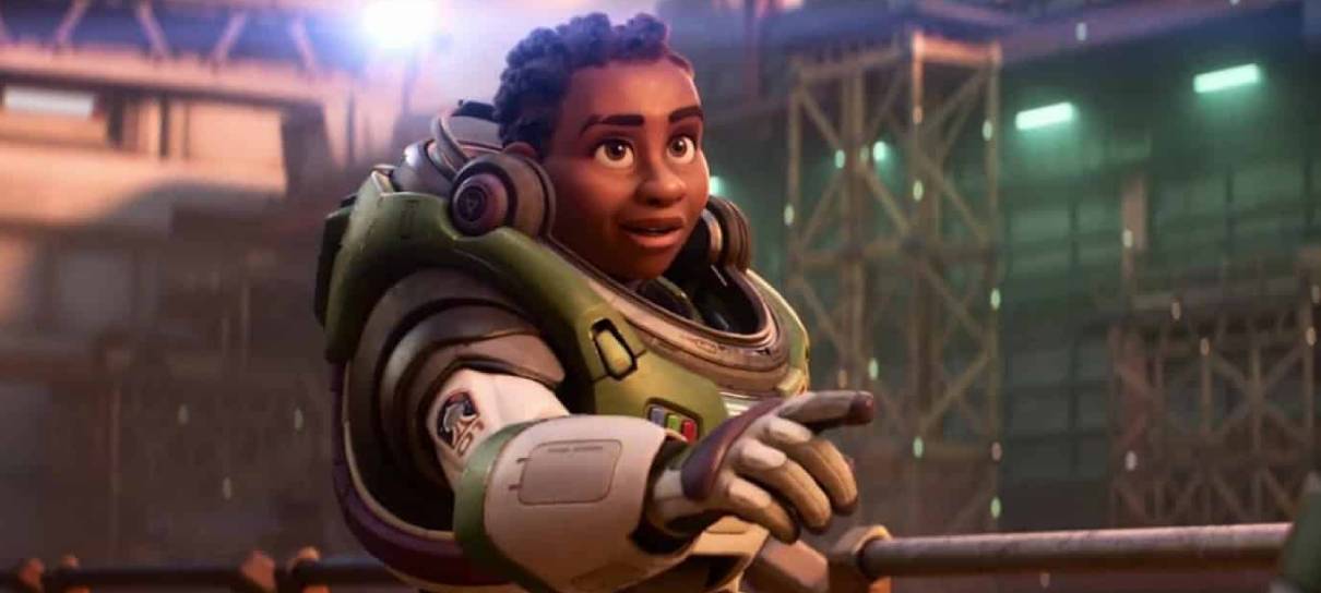 Chris Evans fala sobre beijo lésbico em Lightyear: “me deixa feliz”
