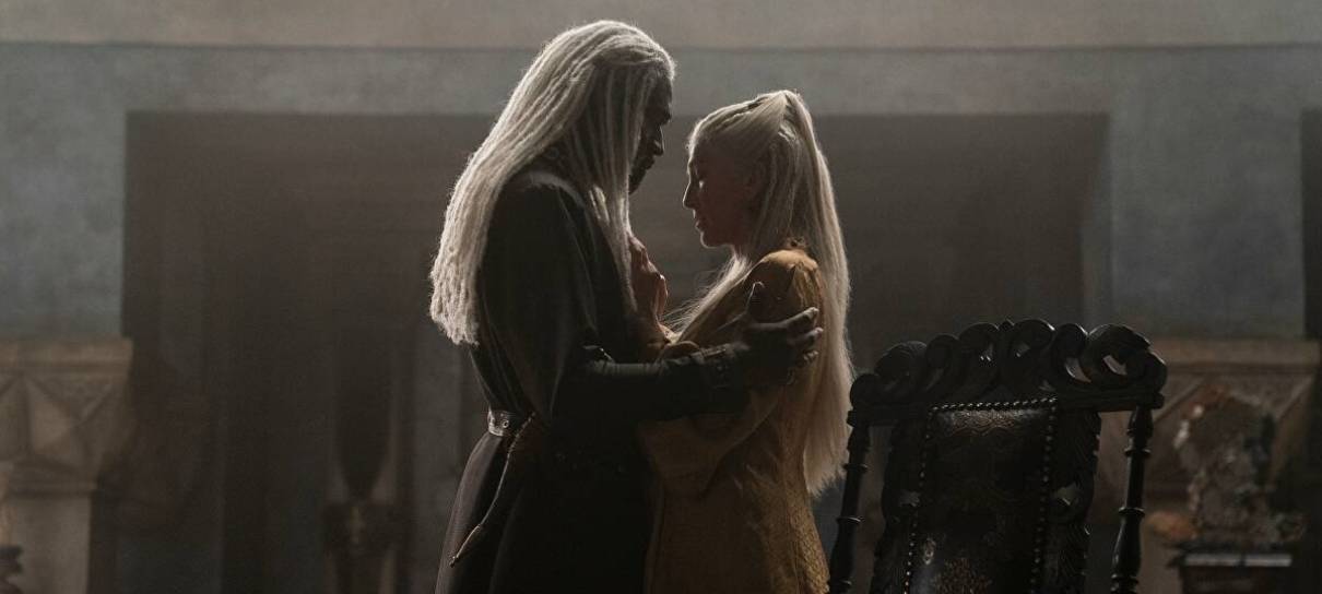 Showrunner diz que A Casa do Dragão terá menos cenas de sexo do que Game of Thrones