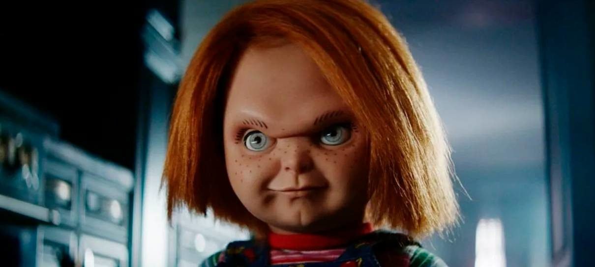 Criança se veste de Chucky e brinca de assustar vizinhos em bairro dos EUA
