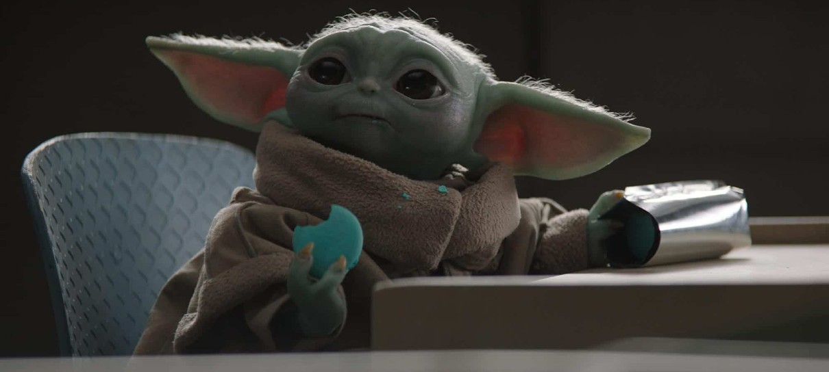 Diretor de Gremlins diz que Baby Yoda “copiou descaradamente” o filme