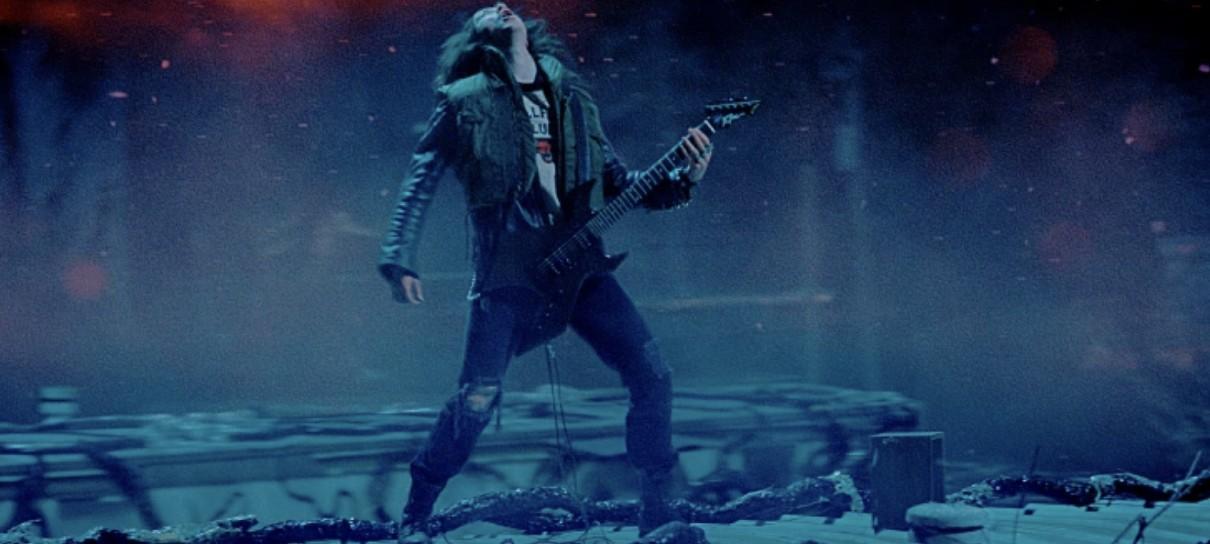 Metallica homenageia Eddie, de Stranger Things, em show nos EUA