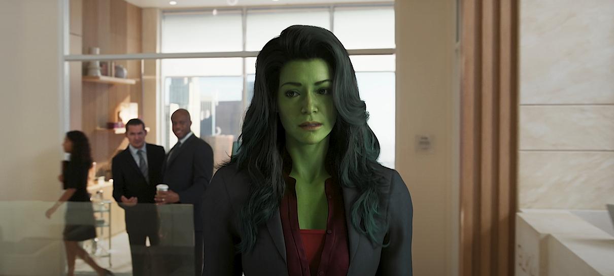 Mulher-Hulk ganha cartaz com número de telefone real na SDCC 2022