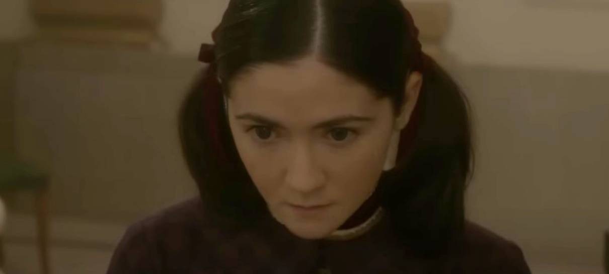 Esther está de volta no trailer de Órfã 2: A Origem