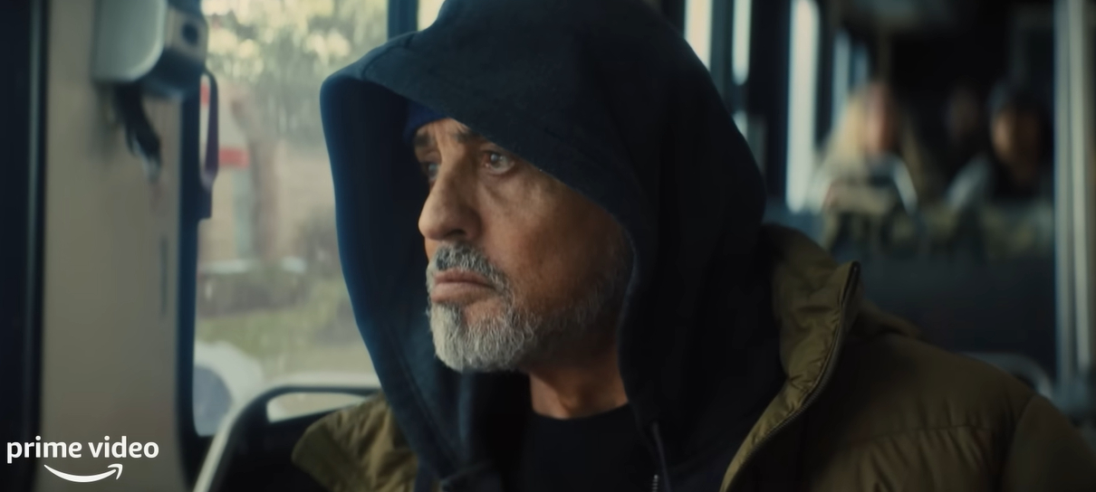 Sylvester Stallone vive herói desaposentado em trailer de Samaritano
