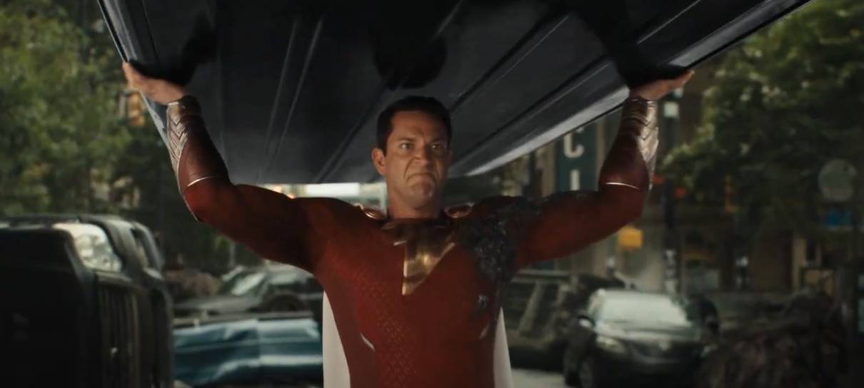 SDCC 2022: Zachary Levi fala sobre Shazam! enfrentar outros personagens da DC