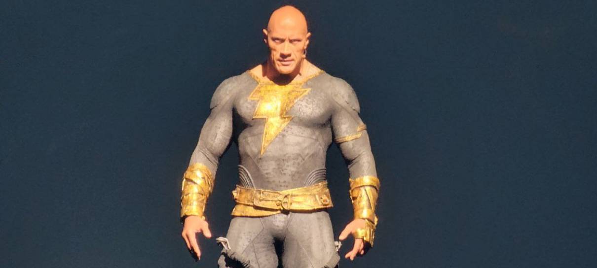 The Rock aparece vestido de Adão Negro em painel na SDCC 2022