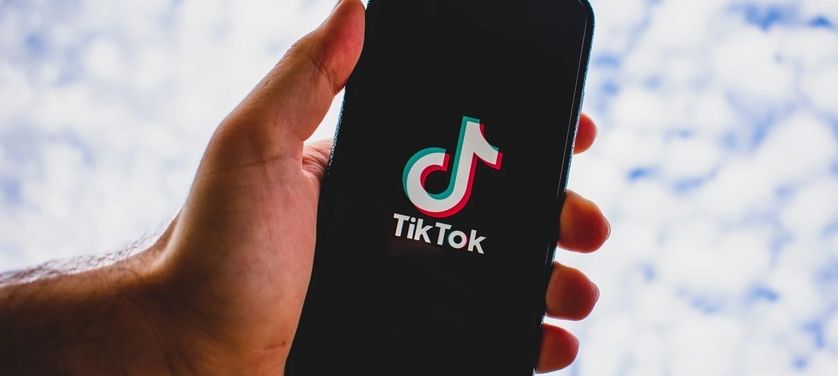 TikTok lança ferramenta de tradução simultânea para inglês, português e mais idiomas