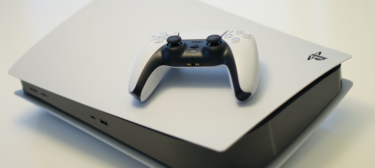 PS5 volta a ficar disponível