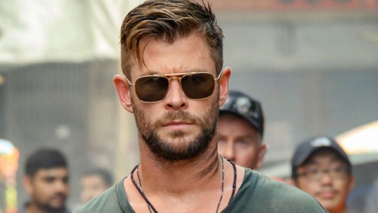 Chris Hemsworth aparece com visual irreconhecível nas gravações de