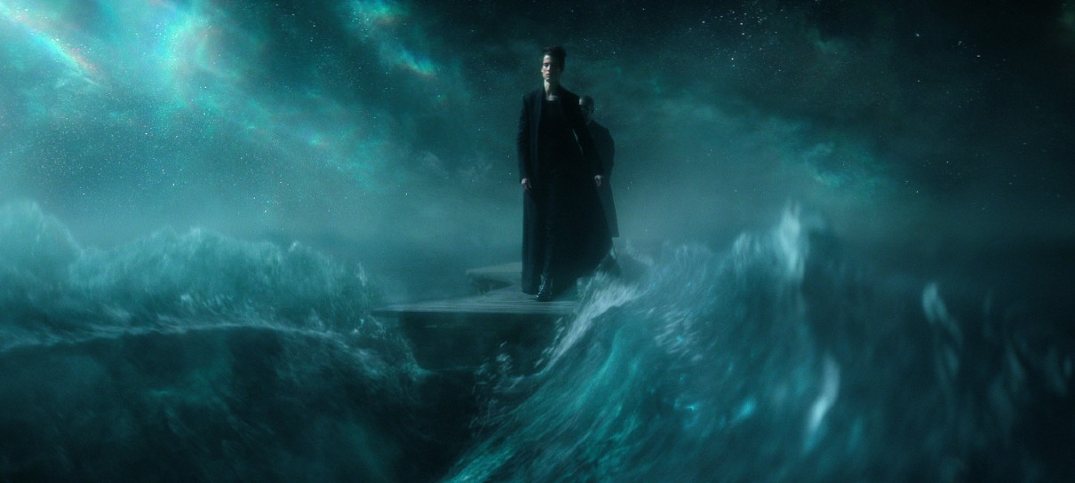 Neil Gaiman comemora sucesso de Sandman na Netflix brasileira