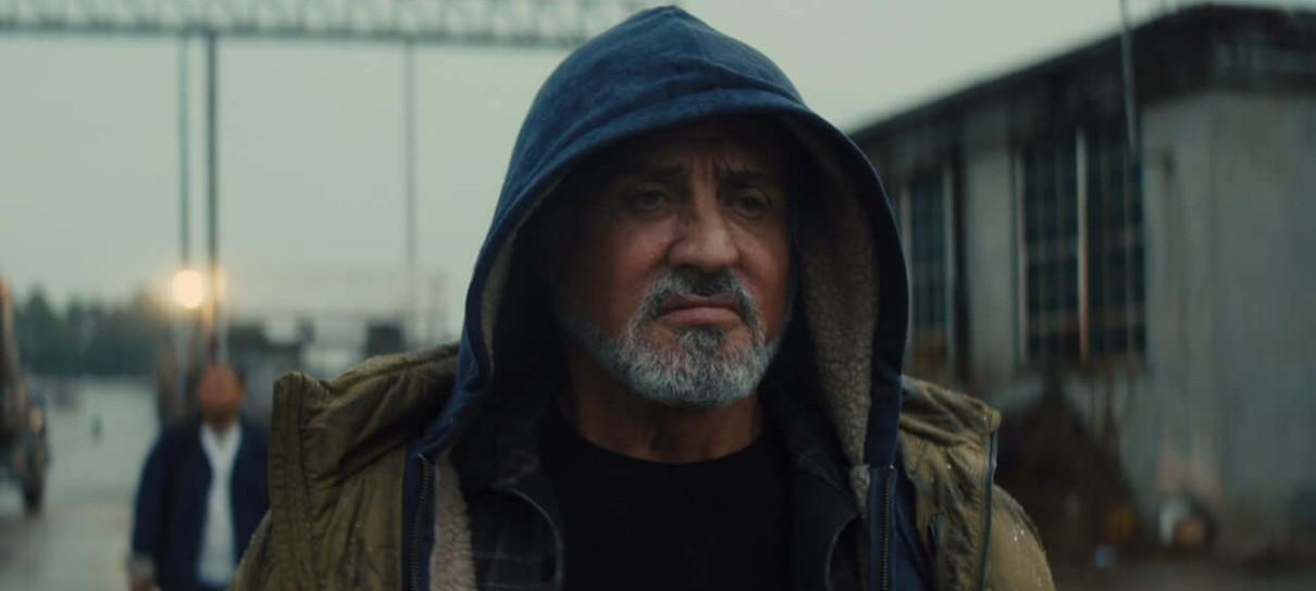 Sylvester Stallone diferencia Samaritano de filmes de herói: "Perigo não vem do espaço"