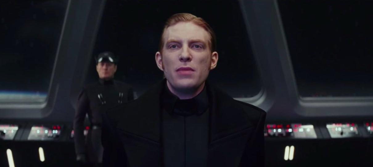 Domhnall Gleeson adoraria retornar a Star Wars, mas acha que fãs não o querem de volta