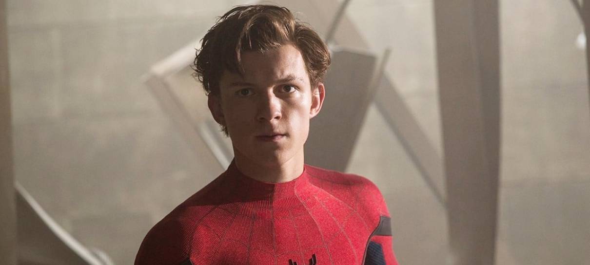 Tom Holland revela que vai se afastar das redes sociais: “sufocante”