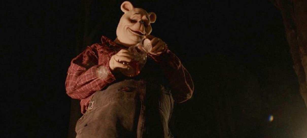 Filme de terror do Ursinho Pooh ganha pôster sangrento e bizarro -  NerdBunker