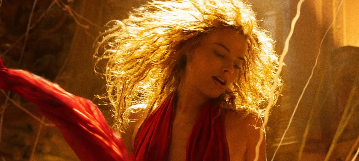 Margot Robbie e Brad Pitt são destaques em cartazes de Babilônia