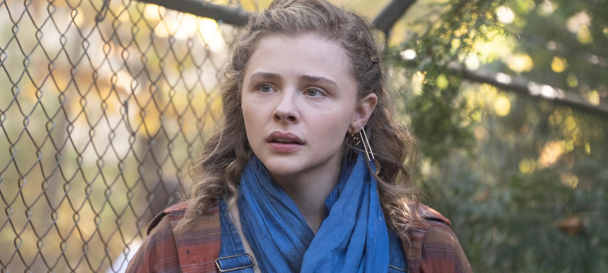 Chloë Grace Moretz revela que é gamer como a gente e está viciada em CoD e Destiny