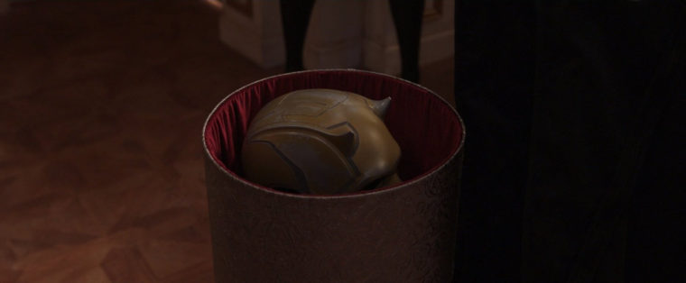 O novo capacete do Demolidor