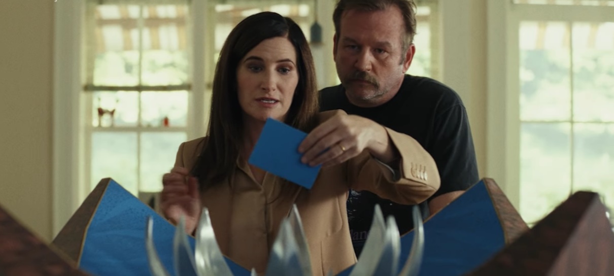 Confira nova cena de Glass Onion, sequência de Entre Facas e Segredos