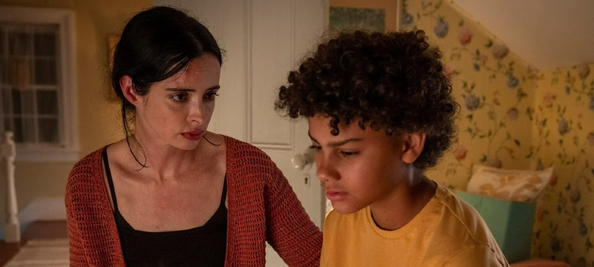 Krysten Ritter aparece em fotos de Orphan Black: Echoes
