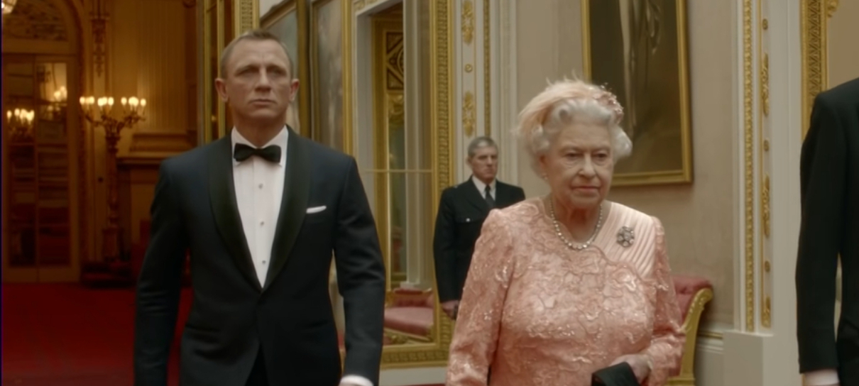 5 vezes em que a Rainha Elizabeth II fez parte da cultura pop