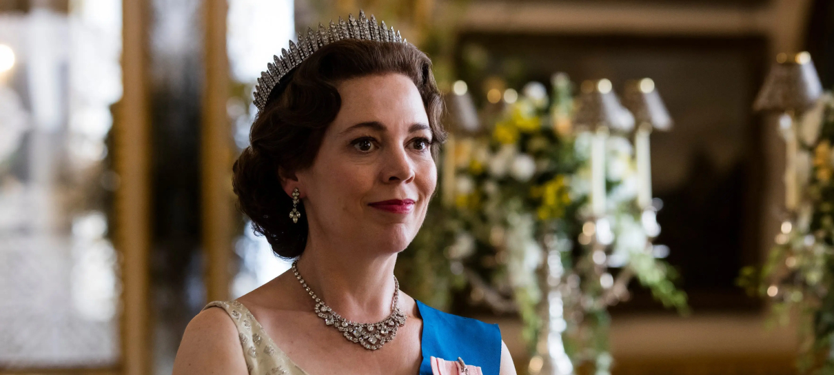 Audiência de The Crown no Reino Unido cresce 800% após morte de Elizabeth II