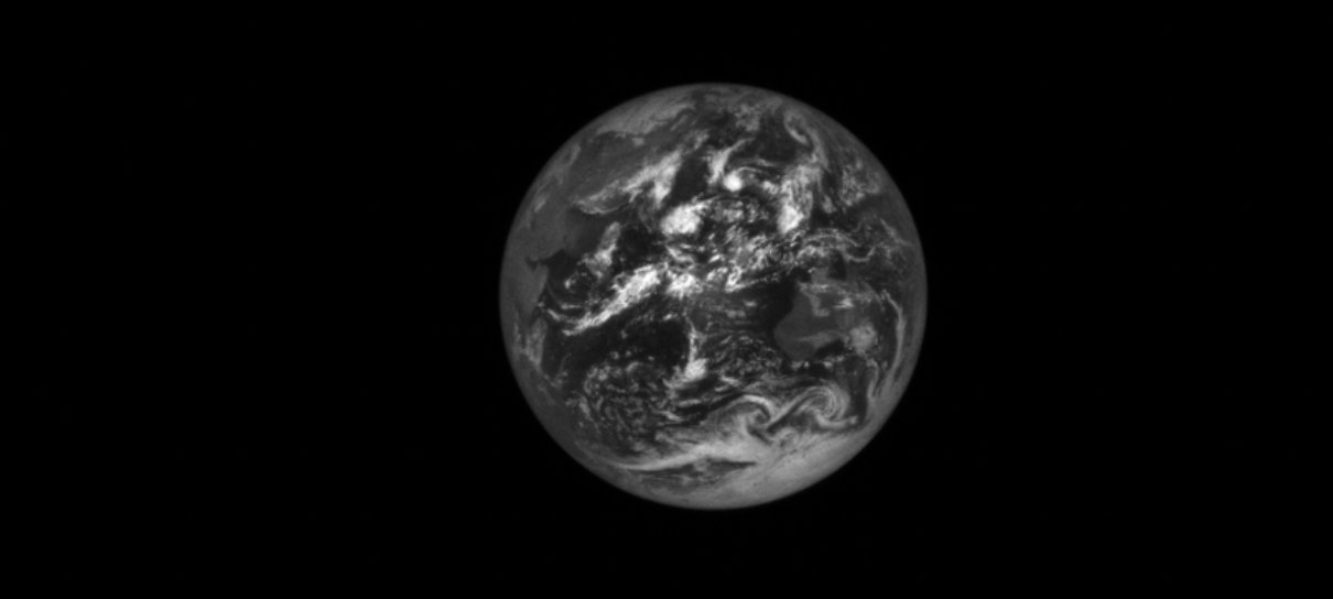 Missão Lucy, da NASA, registra imagens impressionantes da Terra e da Lua - veja
