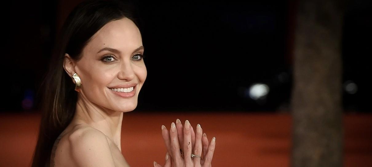 Homem-Aranha 4 de Sam Raimi cogitava Angelina Jolie no elenco, antes de cancelamento