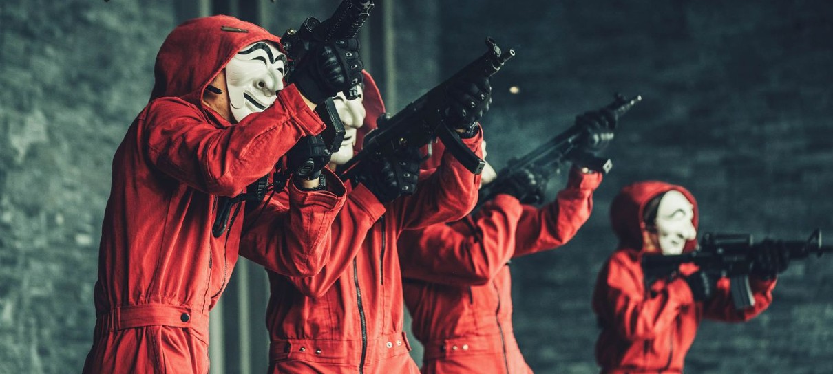 Parte 2 de La Casa de Papel: Coreia ganha trailer com muito tiro, porrada e bomba