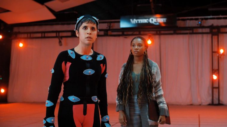 Ashly Burch e Imani Hakim em Mythic Quest
