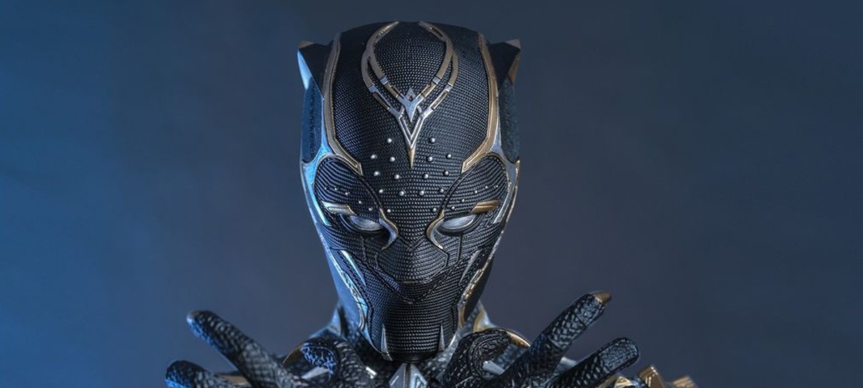 Hot Toys lança colecionável do novo Pantera Negra