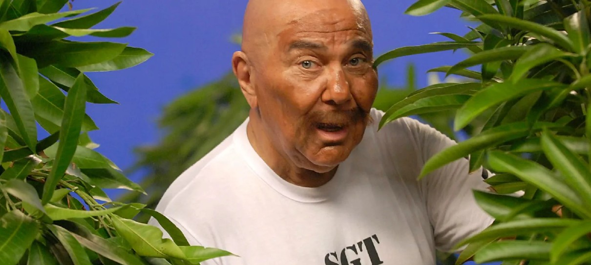 Ator Roberto Guilherme, o Sargento Pincel, morre aos 84 anos