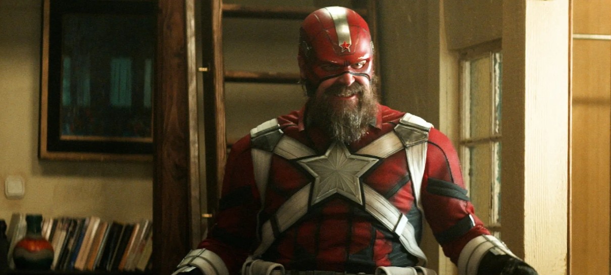 Thunderbolts vai trazer novidades para o MCU, diz David Harbour