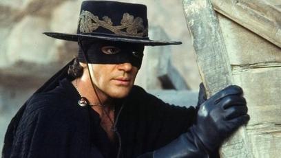 Antonio Banderas diz que Tom Holland seria uma boa escolha como novo Zorro