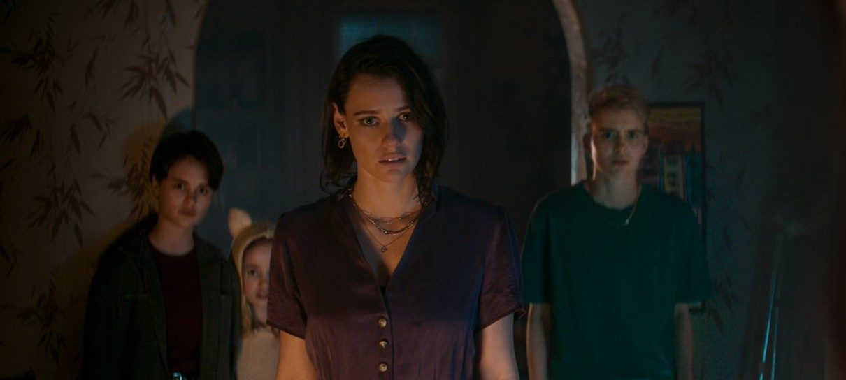 Evil Dead Rise destaca protagonistas em nova imagem do filme - NerdBunker