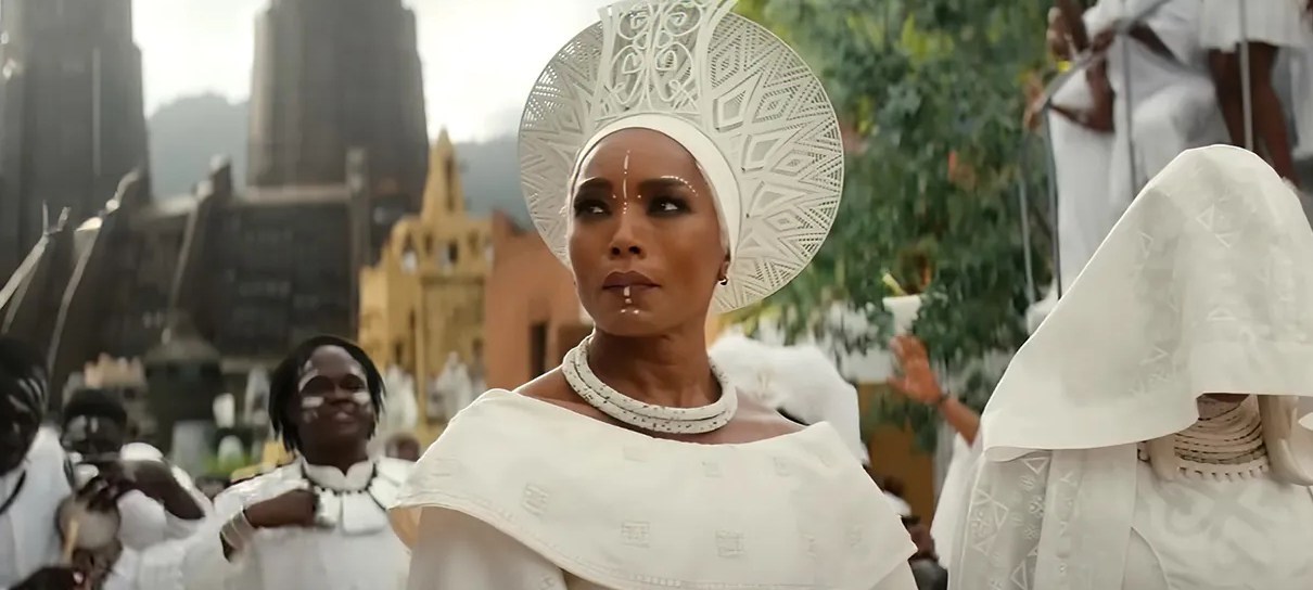 Pantera Negra 2: Angela Bassett revela cena emocionante que acabou deletada
