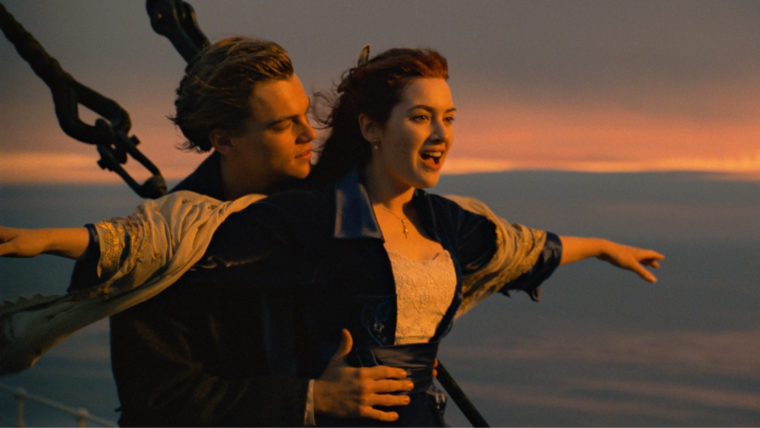Jack e Rose em emblemática cena de Titanic