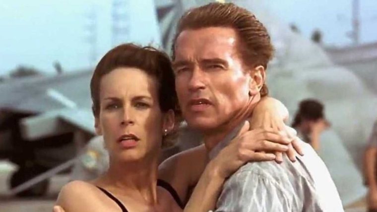 Jamie Lee Curtis e Arnold Schwarzenegger em True Lies