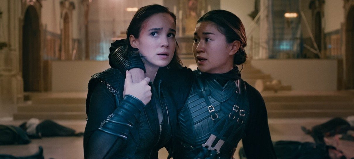 Netflix não renova Warrior Nun, série protagonizada pela atriz