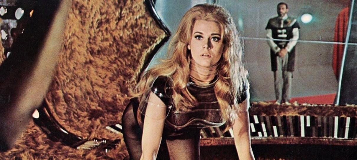 Jane Fonda está "preocupada" com remake de Barbarella com Sydney Sweeney