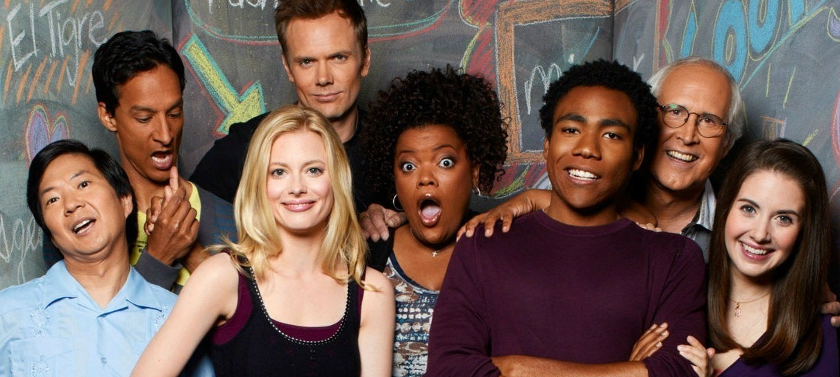 Filme de Community será gravado este ano, diz Joel McHale