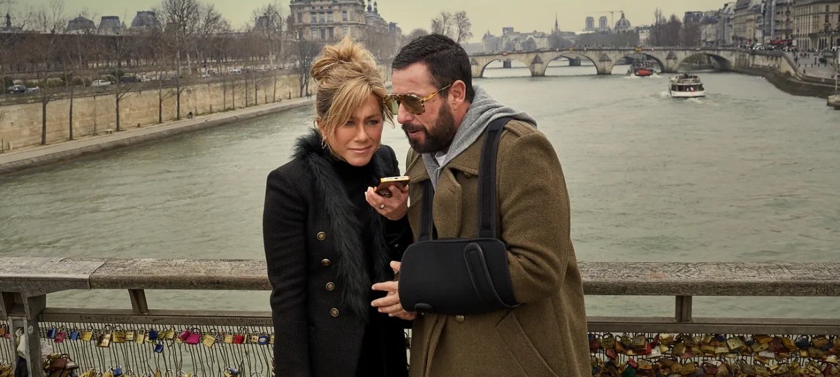 Sequência de Mistério no Mediterrâneo ganha foto com Adam Sandler e Jennifer Aniston