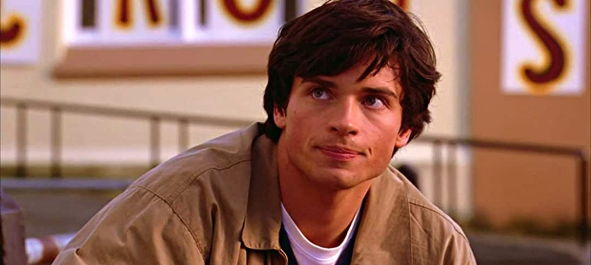 Criadores de Wandinha e Smallville dizem o que mudariam na série do jovem Superman