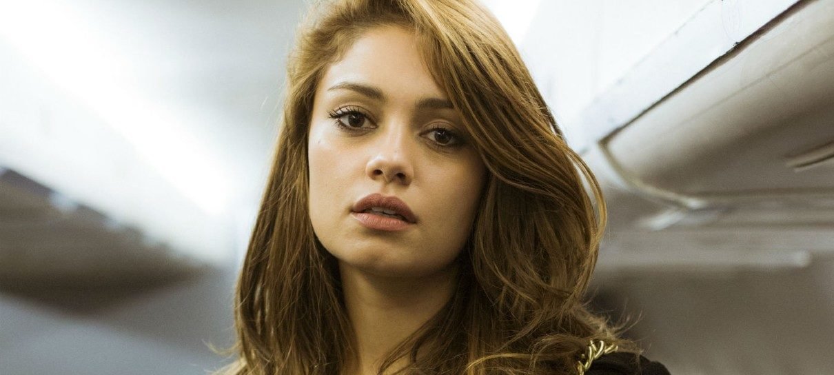 Quem é Sophie Charlotte em O Assassino? Conheça a personagem da atriz  brasileira no novo filme de David Fincher