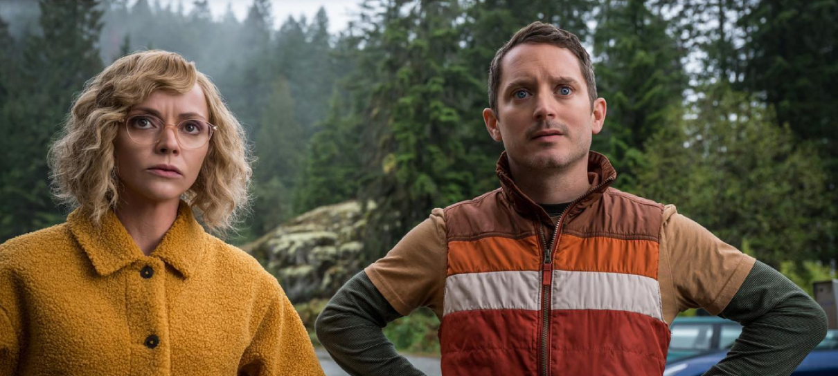 Yellowjackets: 2ª temporada ganha foto com Elijah Wood e Christina Ricci