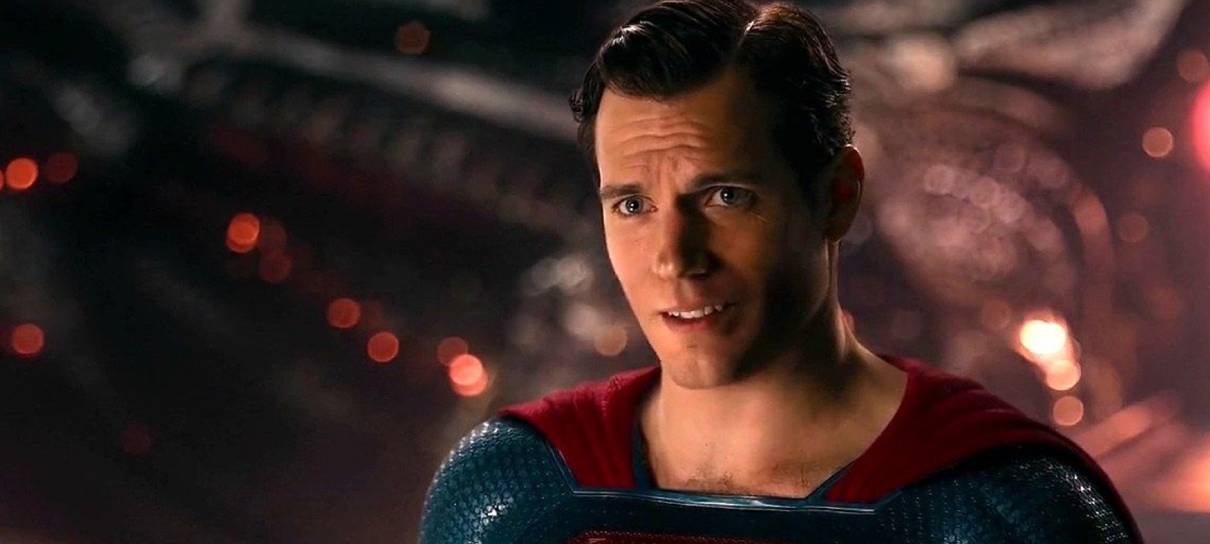 James Gunn trabalhava em novo Superman antes do retorno de Cavill