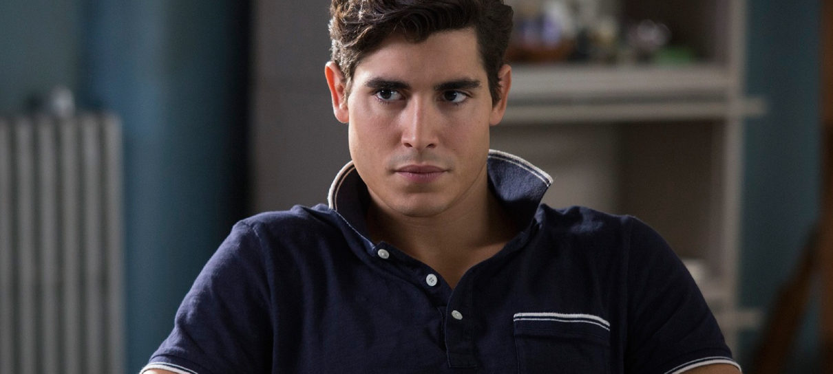 Henry Zaga, revista evoke