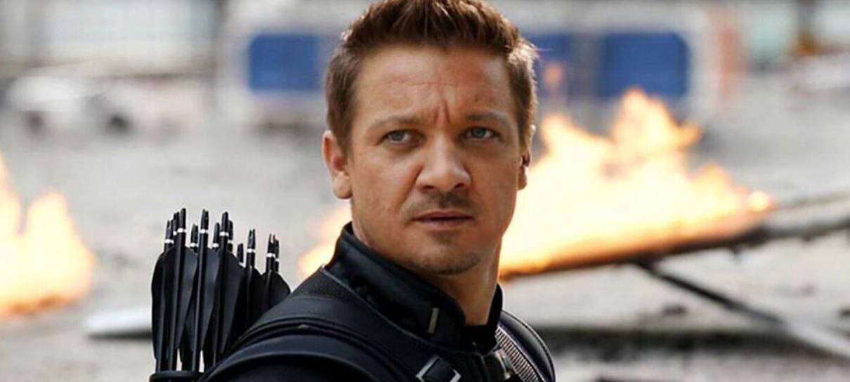 Jeremy Renner confirma nova série no Disney+ após acidente
